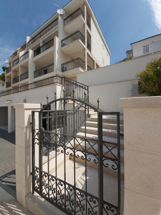 Apartments Marija Brela Buitenkant foto