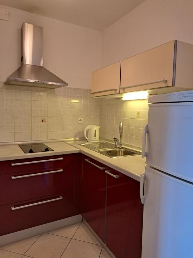 Apartments Marija Brela Buitenkant foto