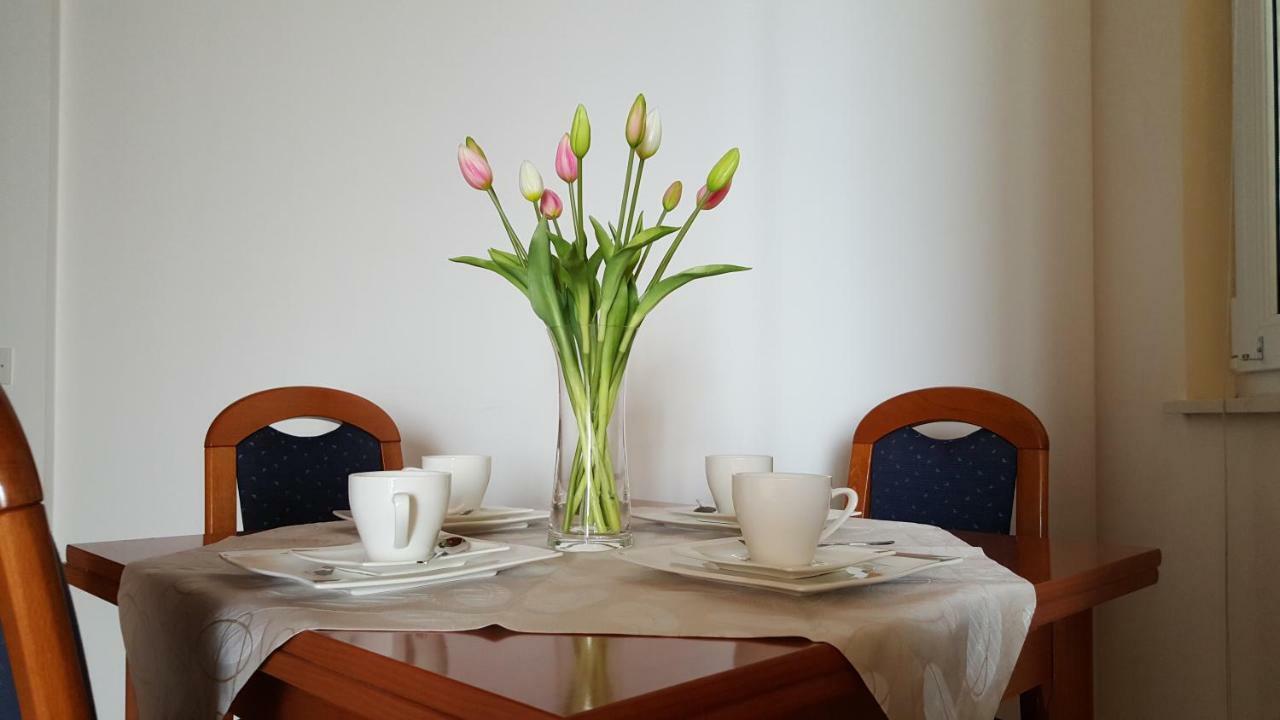 Apartments Marija Brela Buitenkant foto